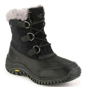 UGG Womens Ostrander Boot Size 6